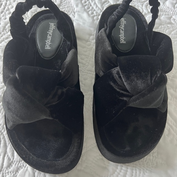 WOMENS FLAT | JEFFREY CAMPBELL SYING BLACK VELVET - Picture 4 of 11